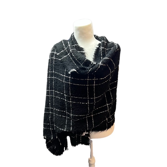 J Crew Plaid Black and White Scarf - Picture 3 of 4
